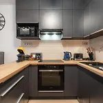 Imagination Suite Apartment
